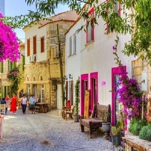ÇEŞME KUŞADASI BODRUM DİDİM TURU