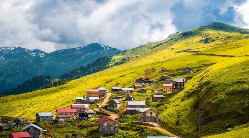 UÇAKLI KARADENİZ VE YAYLALAR TURU