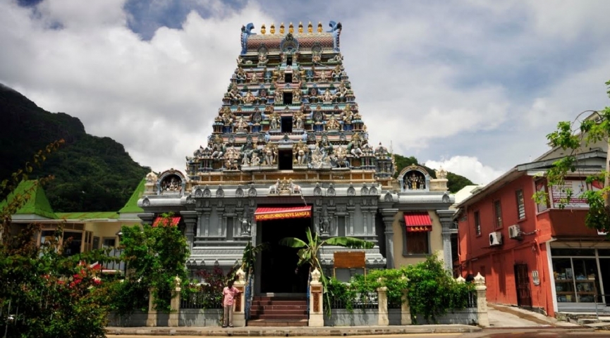 Maldivler Singapur Bali Turu